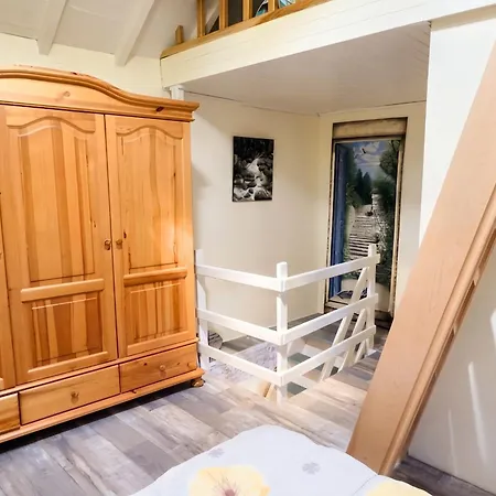 Maison Cosy Avec Vue Sur La Montagne A Dompnac, Cheminee